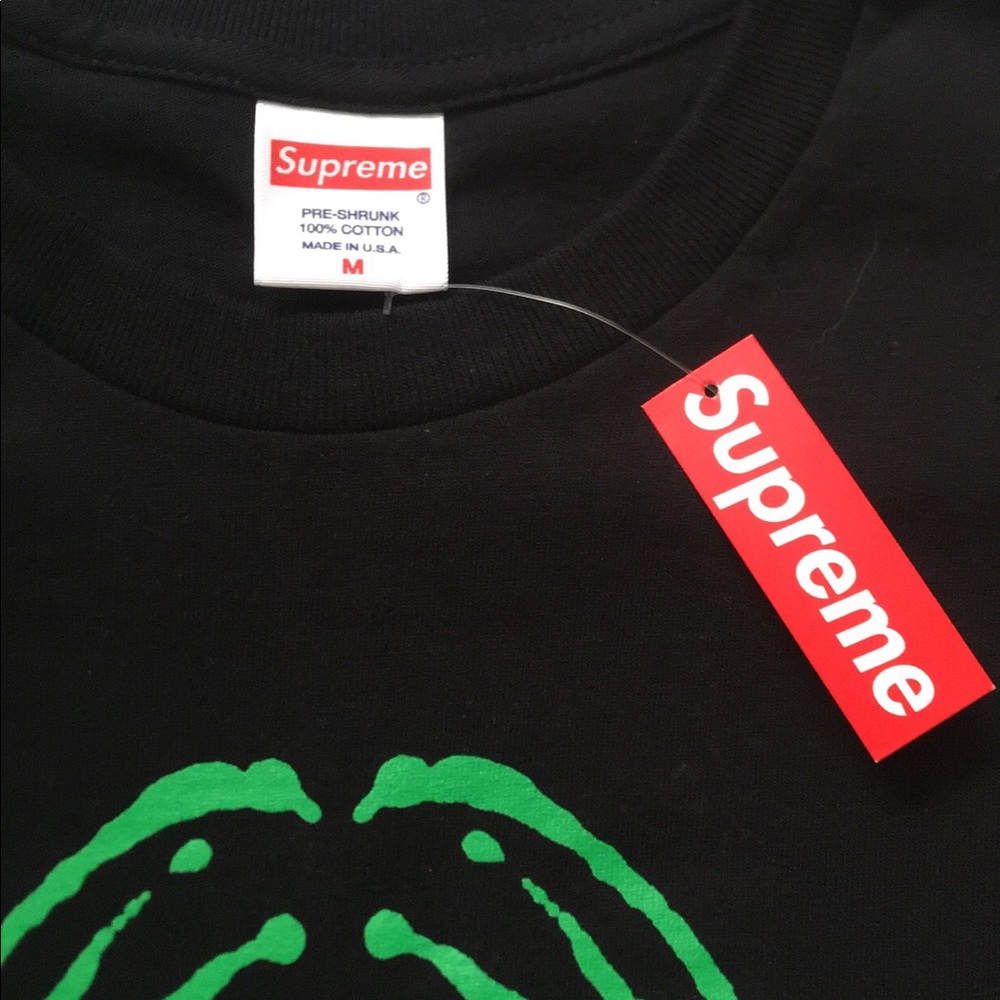 Supreme scream tee authentic size M..NWT